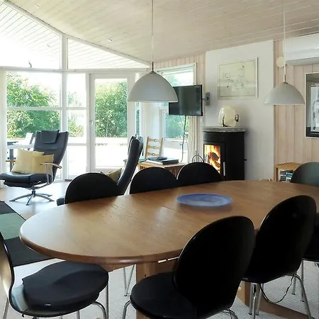 Knebel Tatil Evi Ørby